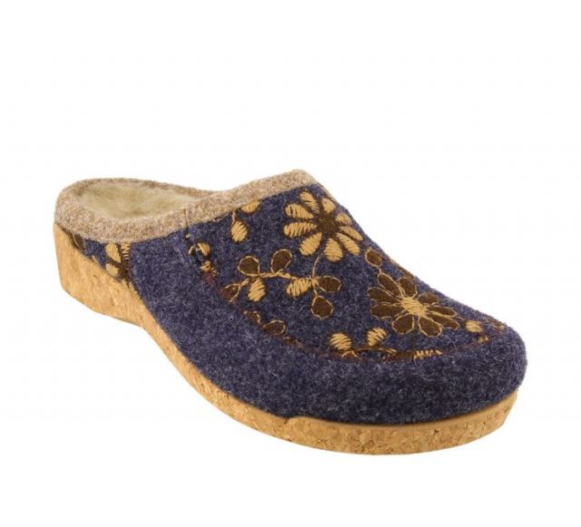 Taos Women's Woolderness 2 Clog