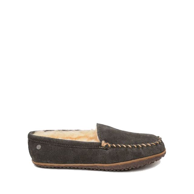 Minnetonka Men's Sheepskin Tobie Slipper