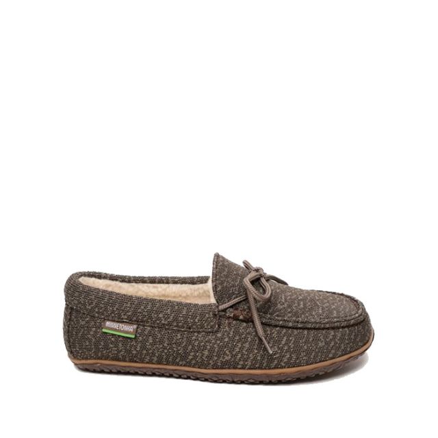 Minnetonka Men's Eco Oak Slipper